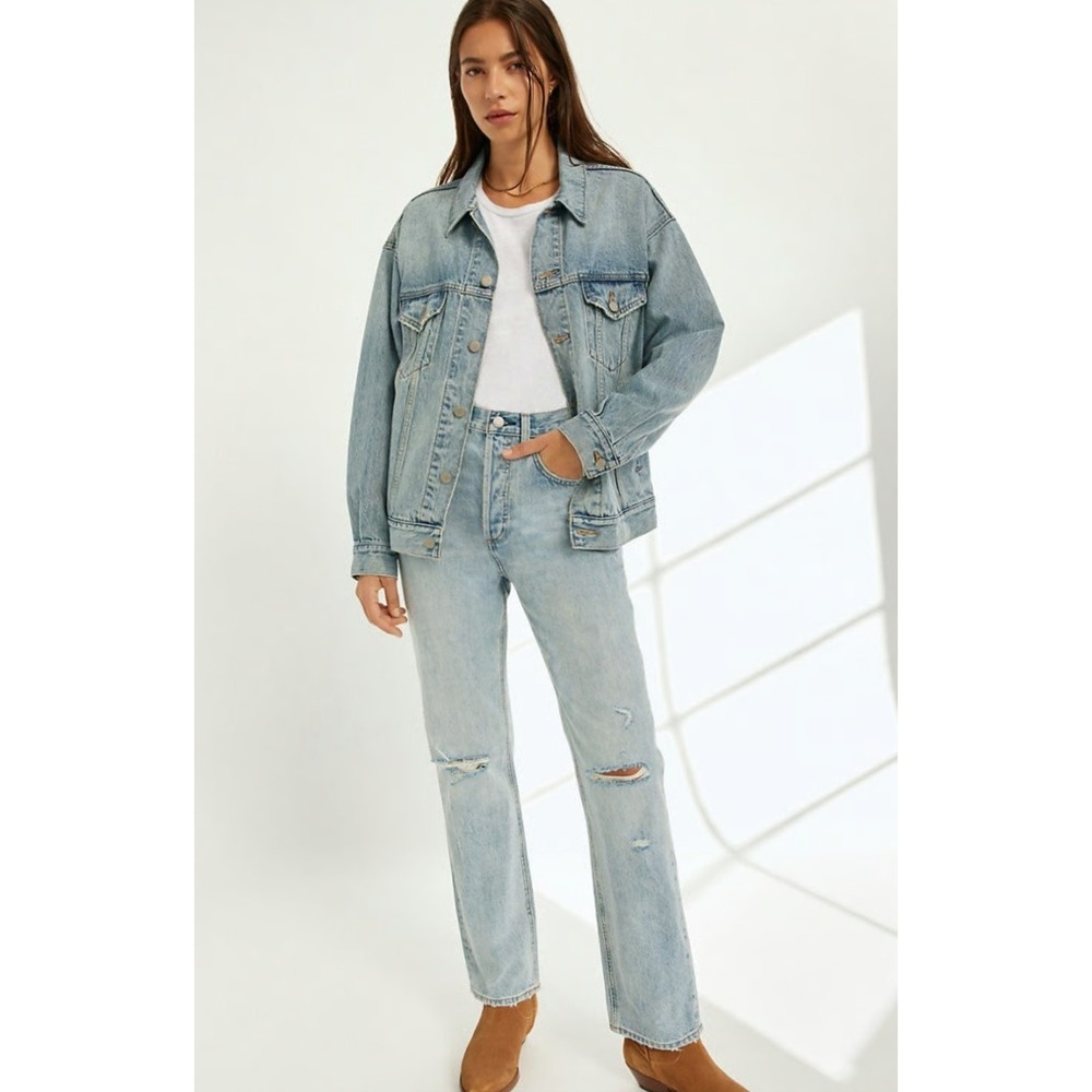 Aritzia Denim Forum The Joni High Rise Loose Light Wash Jeans Size 28/29 Length